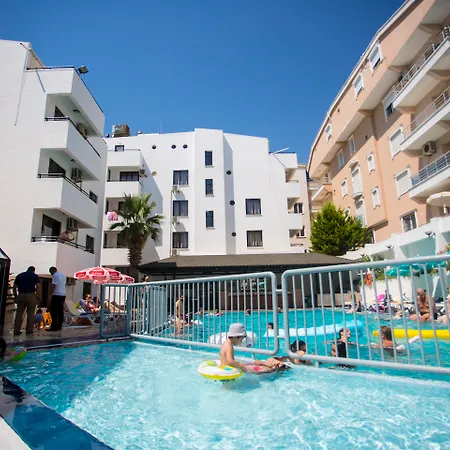 Tuntas Altinkum Lejlighedshotel
