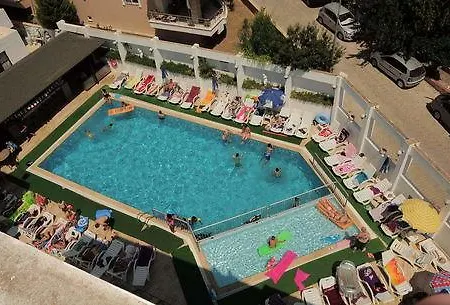 Tuntas Altinkum Aparthotel 3*