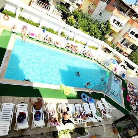 Tuntas Altinkum Lejlighedshotel 3*
