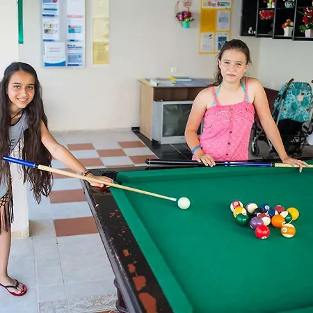 Tuntas Altinkum Aparthotel Didim