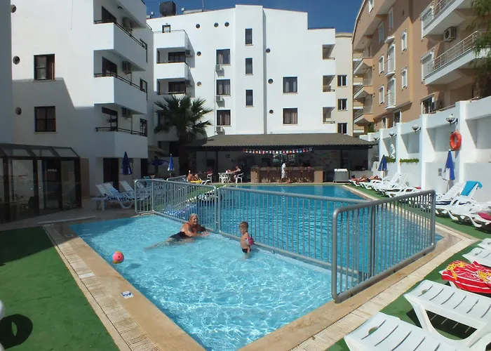 Tuntas Altinkum Aparthotel Didim